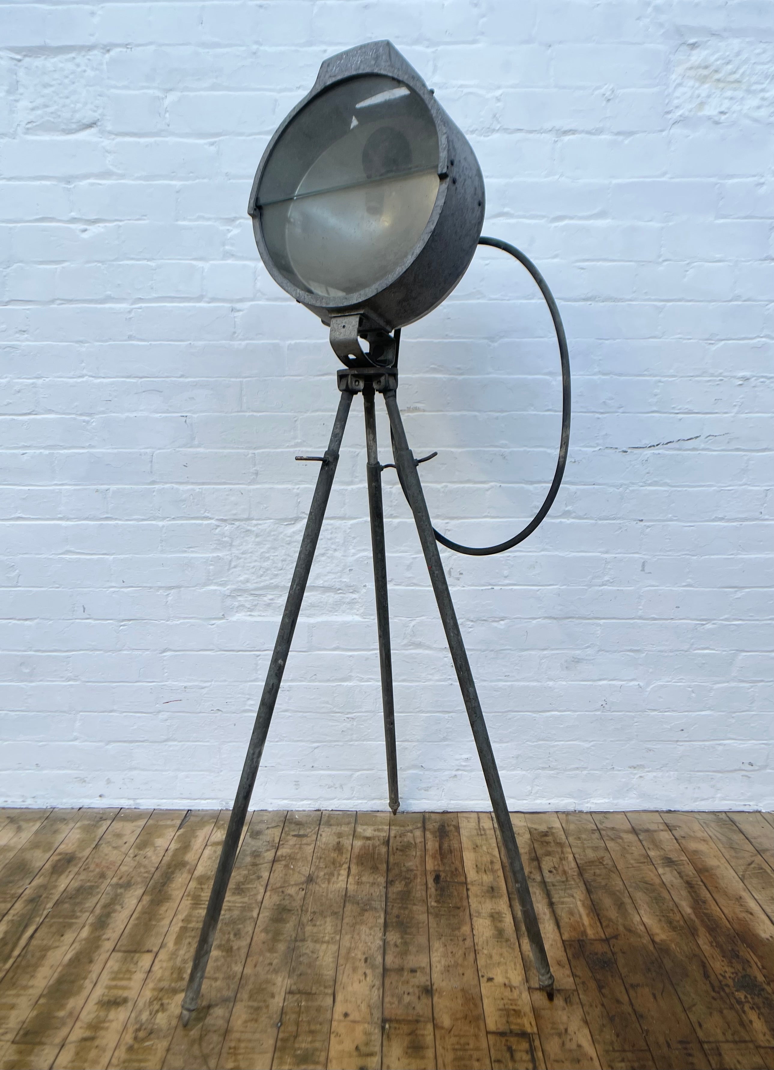 Powerhouse_props_industrial_bullfinch_tripod_search_spot_gas_light_hire_rental_prop 1