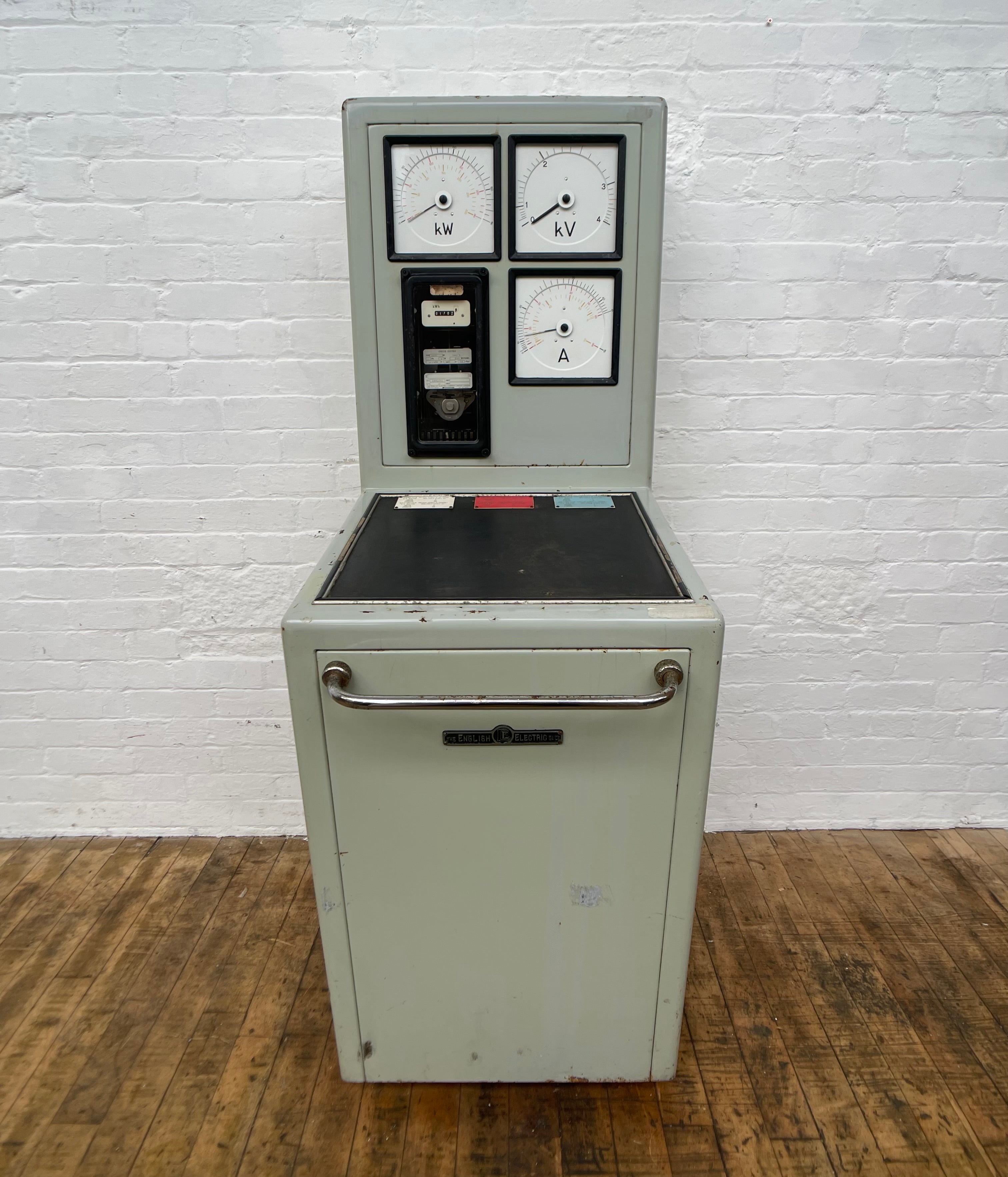 Electrical meter Qty 1