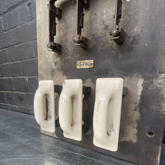 Fuse switch panel X1