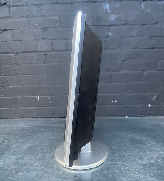 Swiss Tec computer monitor X1