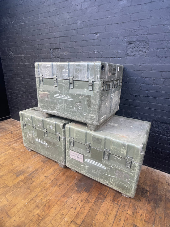 Military storage crate X7