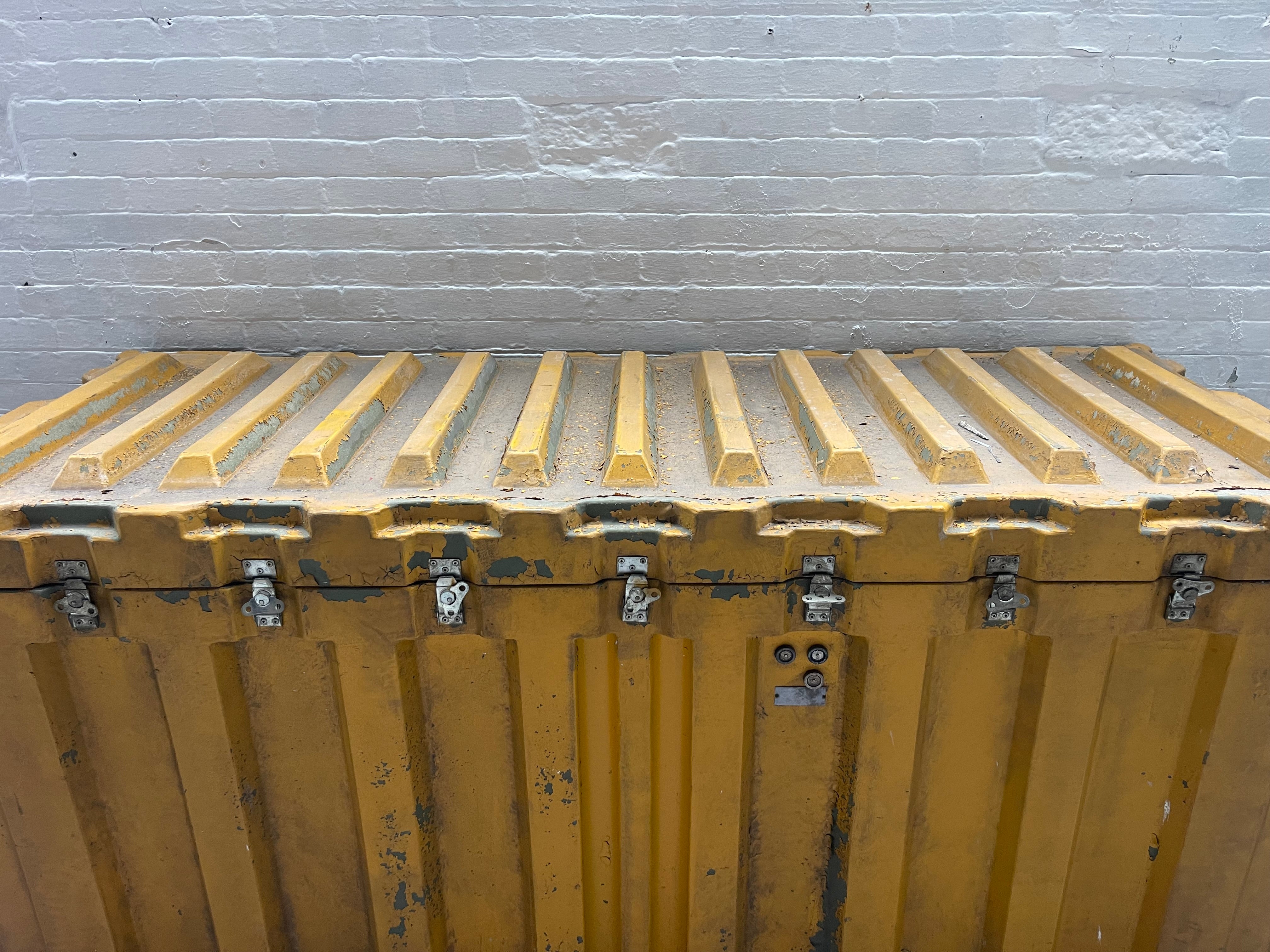 Military cargo case Qty 2